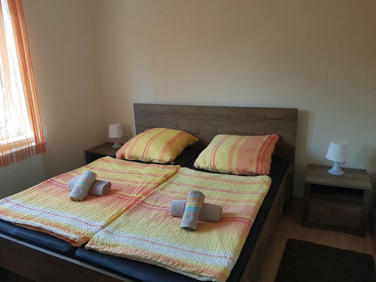 Lean Apartma